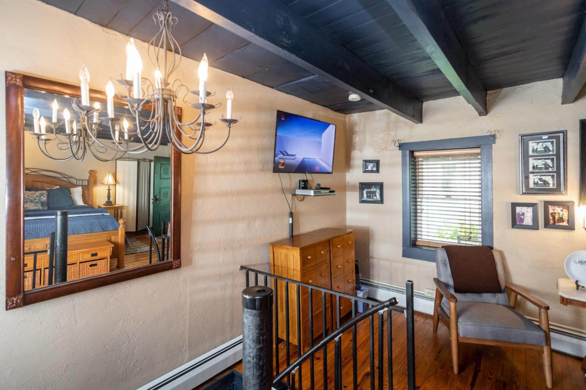 By The Side Of The Road Inn & Cottages Harrisonburg Εξωτερικό φωτογραφία